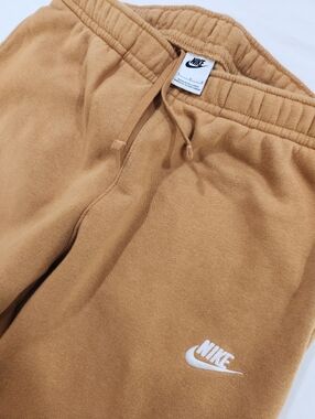 Nike Men's Camel Brown Fleece Jogger Sweatpants Size Large Tapered Pockets